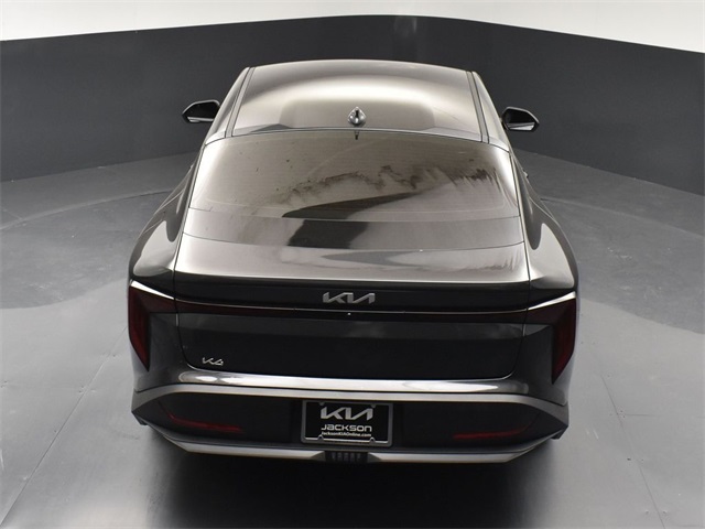 Vehicle image 19 of 47