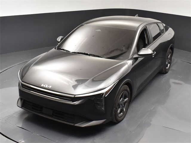 Vehicle image 2 of 47