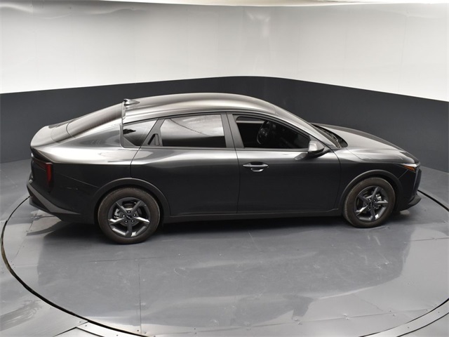 Vehicle image 14 of 47