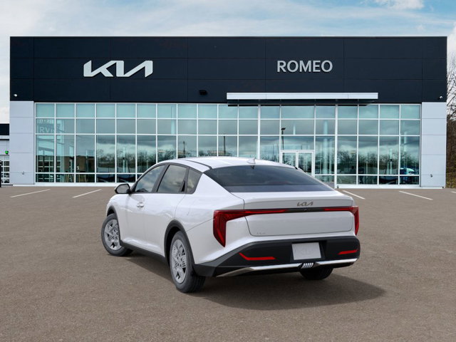 Vehicle image 9 of 27
