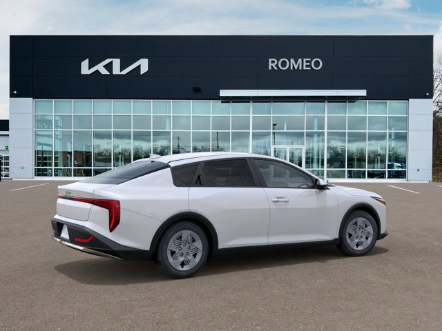 Vehicle image 6 of 27