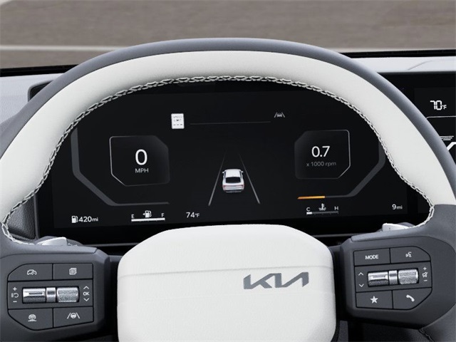 Vehicle image 21 of 27