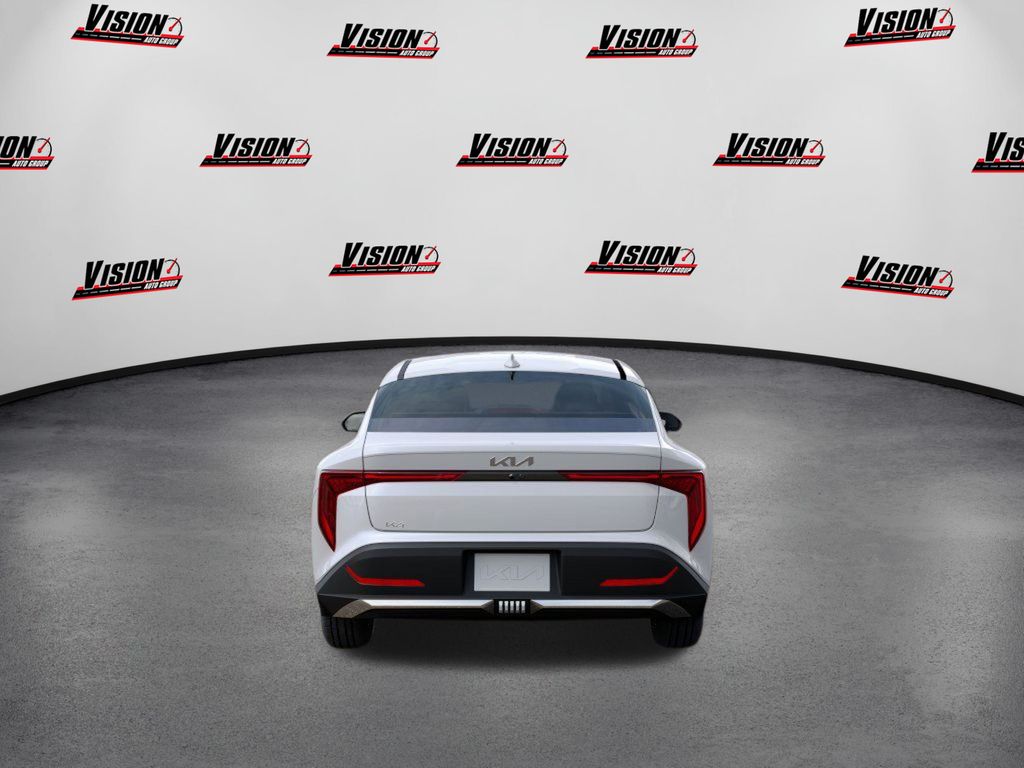 Vehicle image 7 of 28