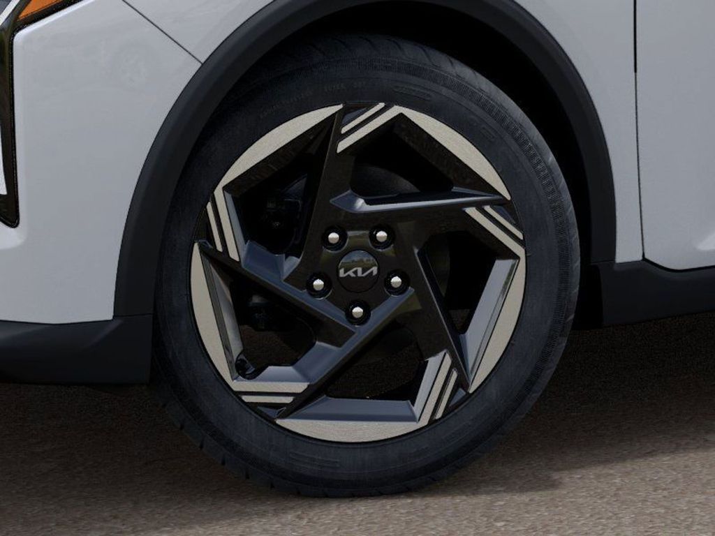 Vehicle image 10 of 28
