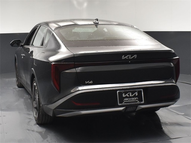 Vehicle image 22 of 49