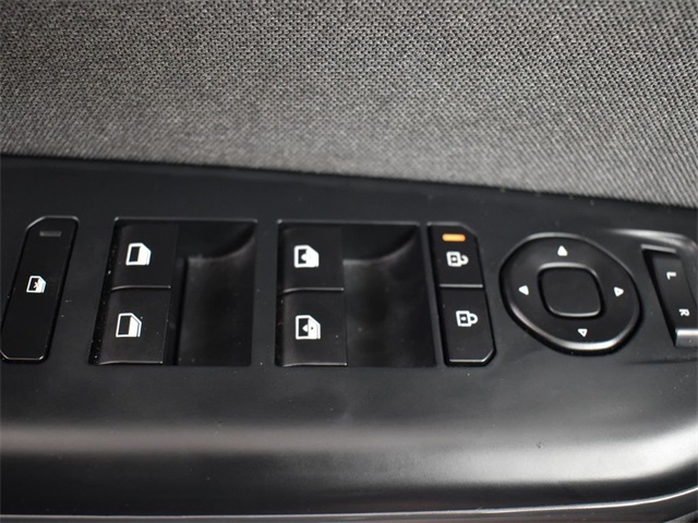 Vehicle image 48 of 49