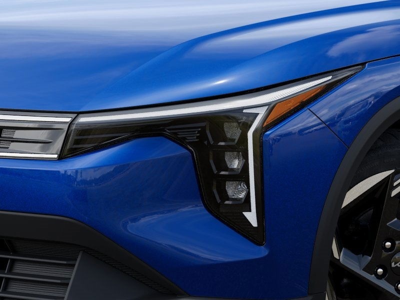 Vehicle image 11 of 27
