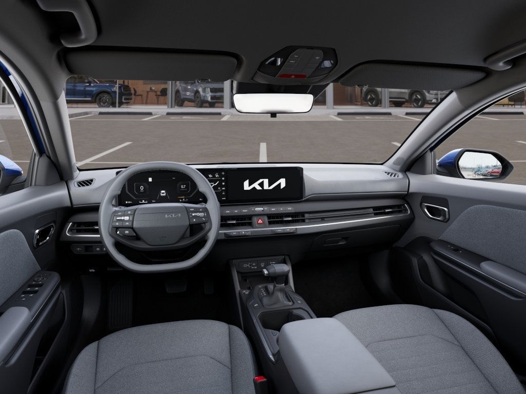 Vehicle image 14 of 27