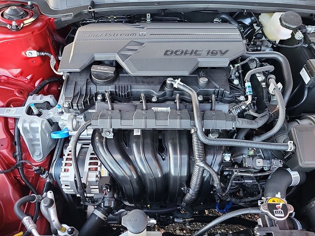 Vehicle image 16 of 28