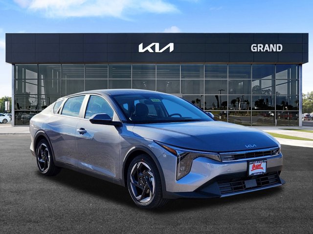 Vehicle image 4 of 21