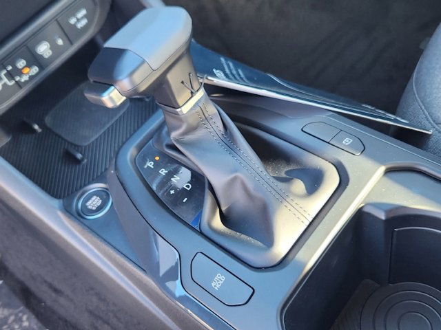 Vehicle image 20 of 21