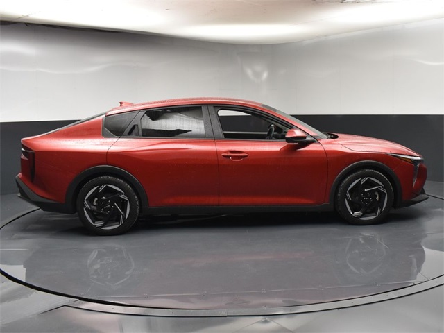Vehicle image 11 of 48