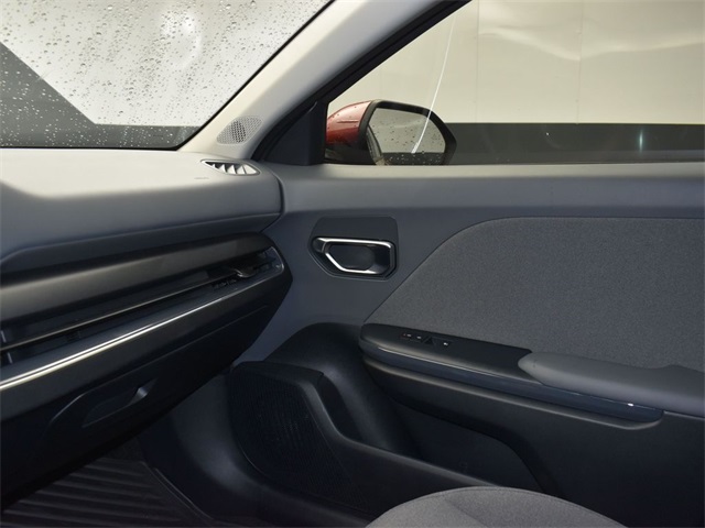 Vehicle image 40 of 48
