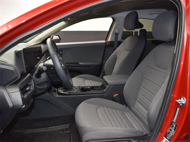 Vehicle image 26 of 48