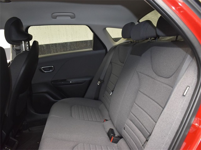 Vehicle image 28 of 48