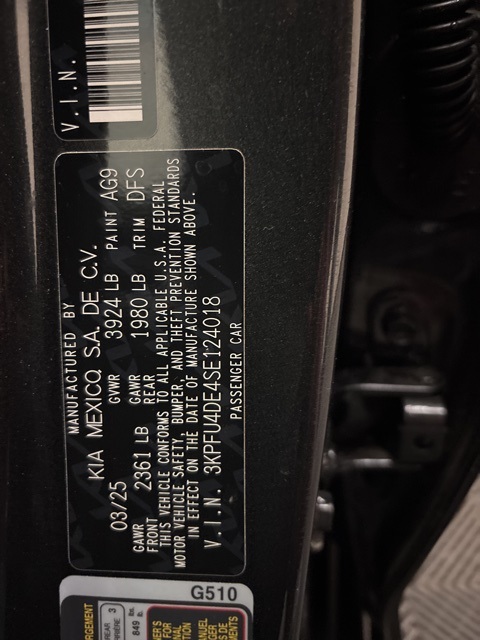 Vehicle image 12 of 23