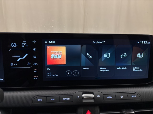 Vehicle image 15 of 23