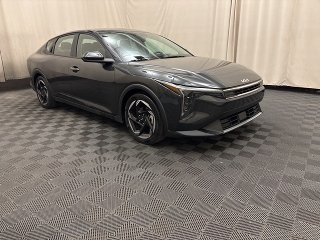 Vehicle image 4 of 23