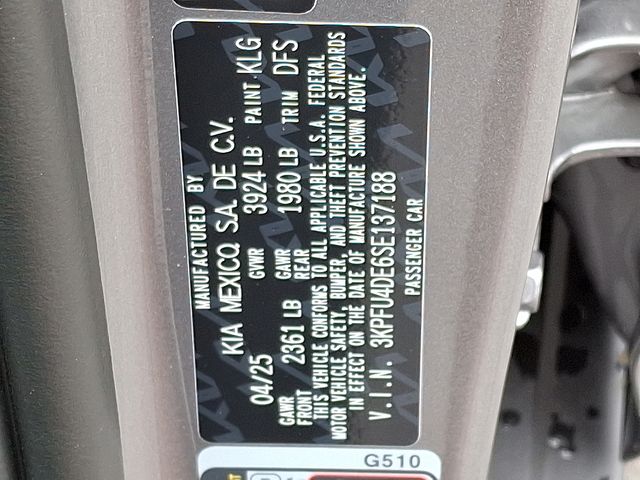 Vehicle image 20 of 21