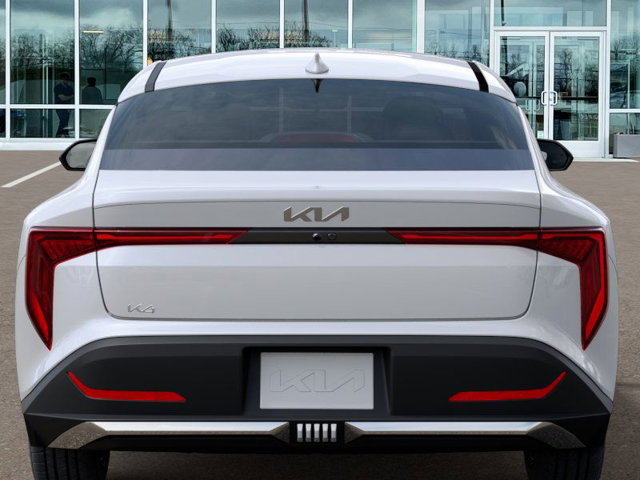 Vehicle image 13 of 27