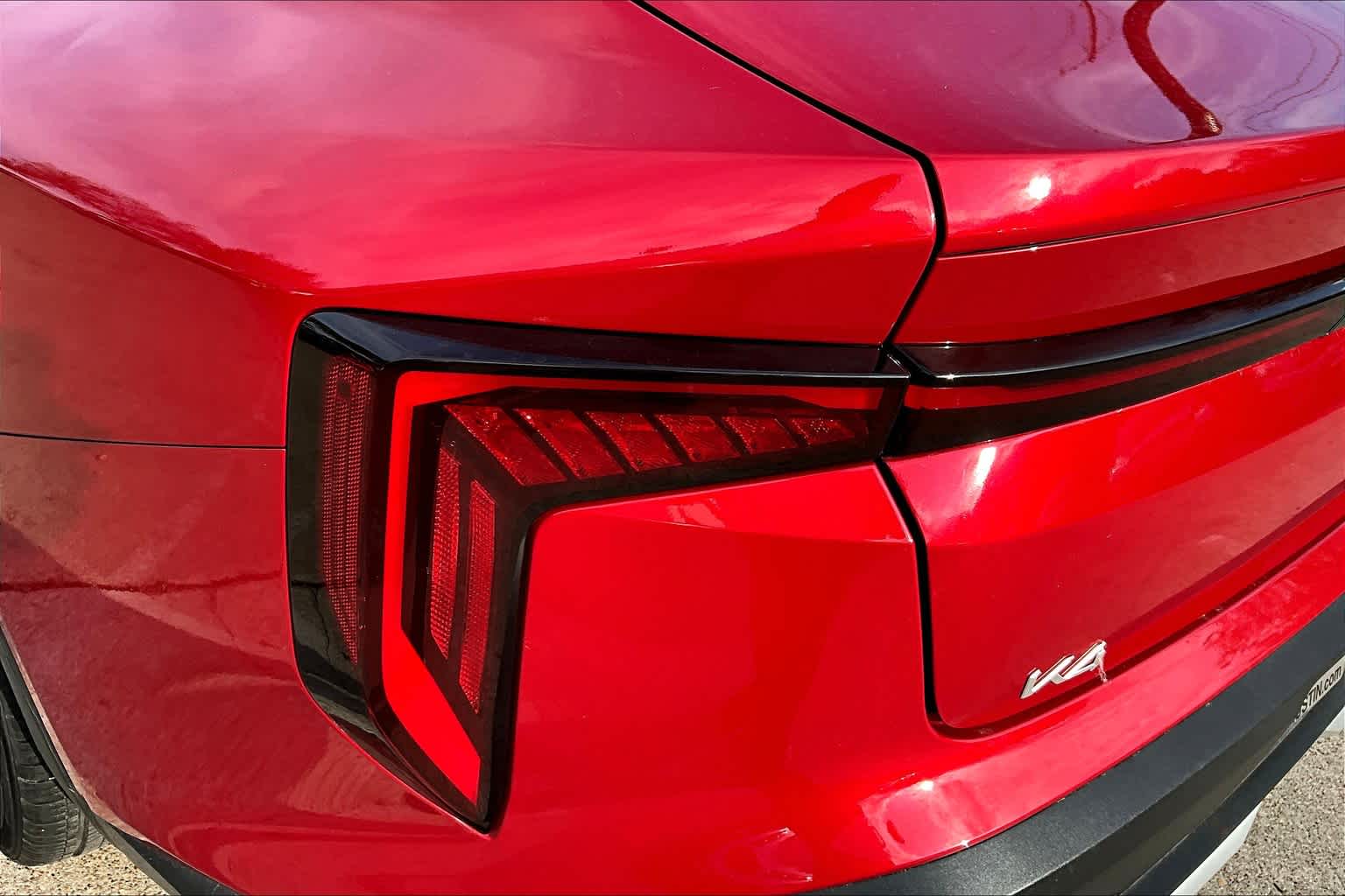 Vehicle image 31 of 34