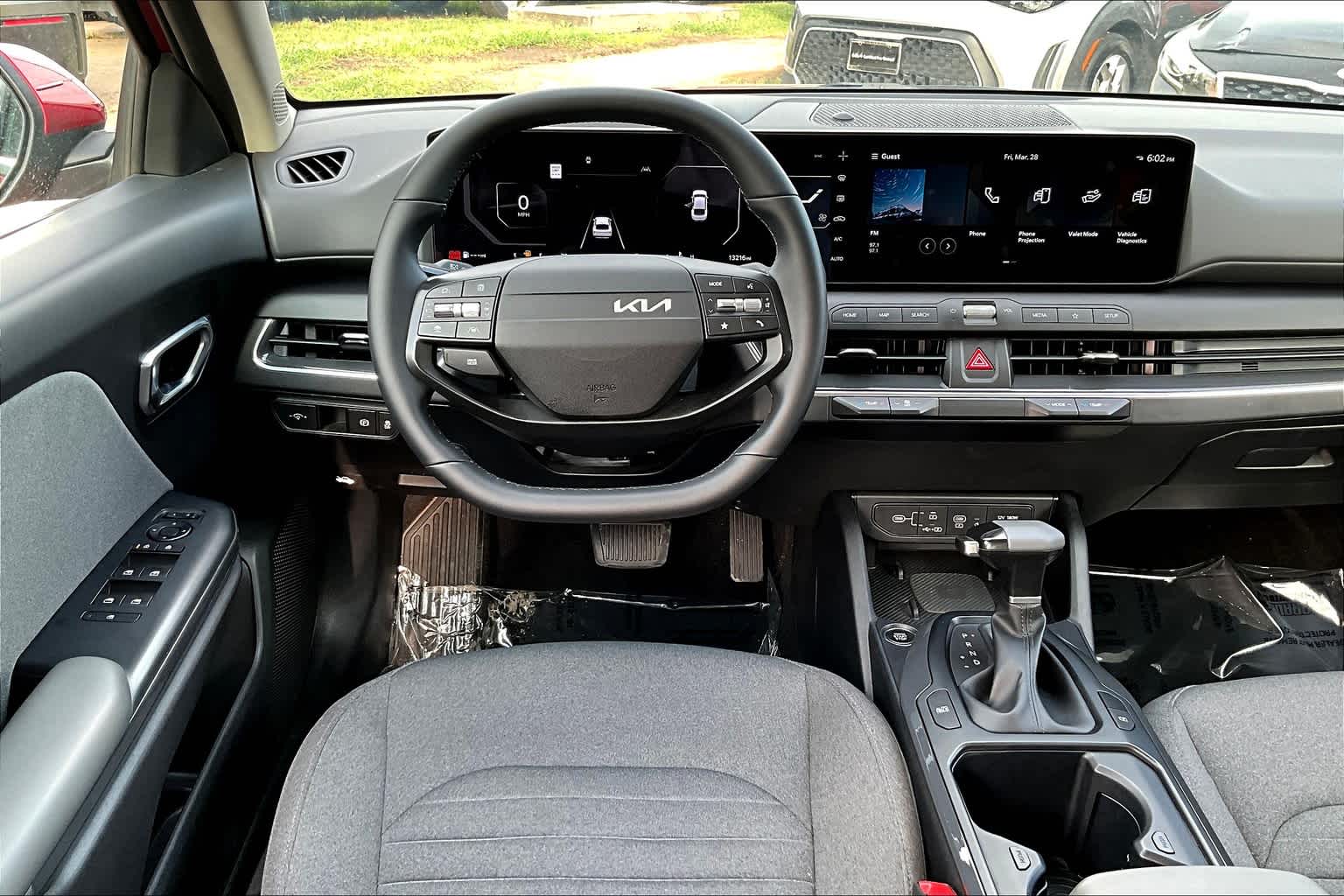 Vehicle image 9 of 34