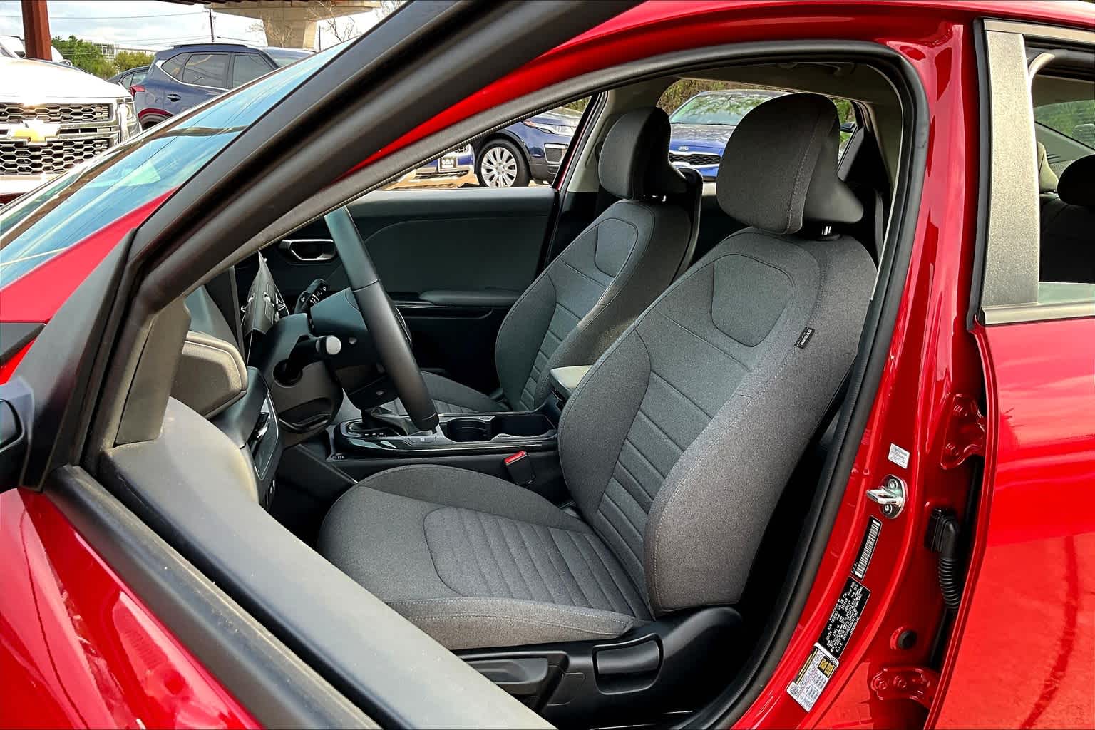 Vehicle image 8 of 34