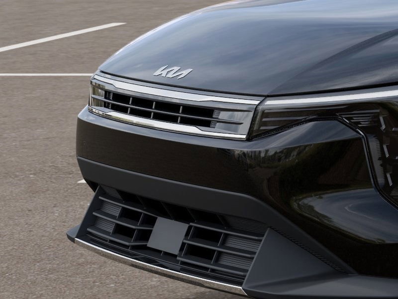 Vehicle image 13 of 27