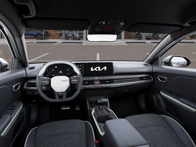 Vehicle image 14 of 27