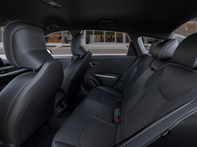 Vehicle image 18 of 27