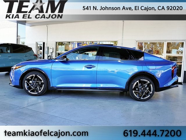 2025 Kia K4 GT-Line Image 8 of 41