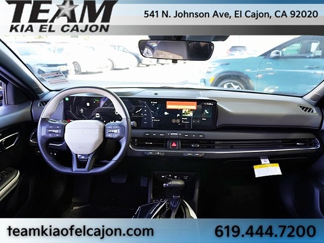 2025 Kia K4 GT-Line Image 12 of 41