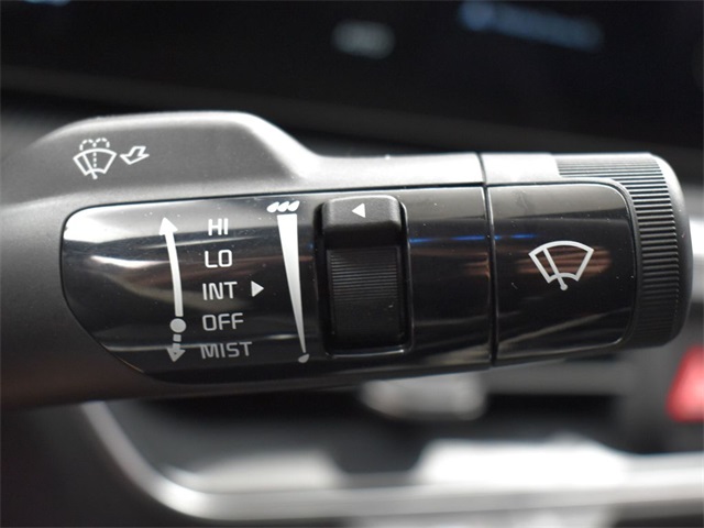 Vehicle image 45 of 50