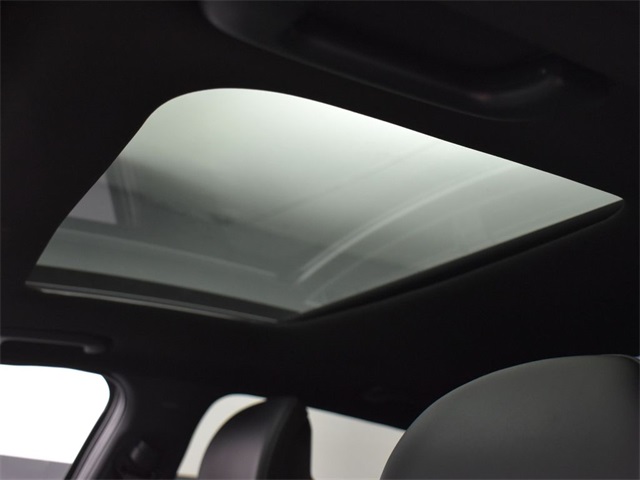 Vehicle image 48 of 50