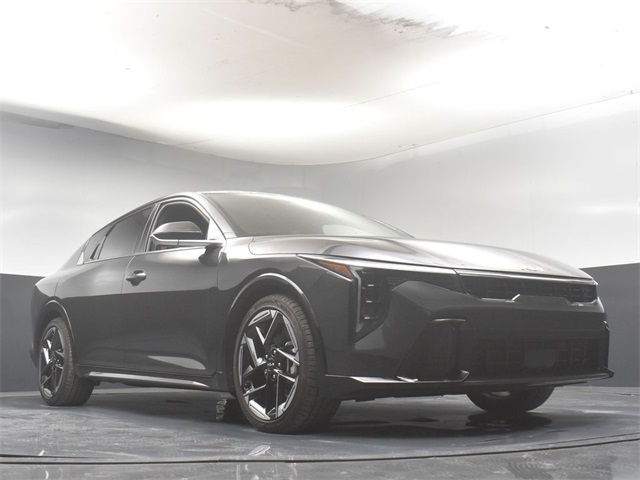 Vehicle image 10 of 50