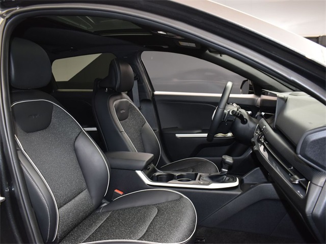 Vehicle image 29 of 50