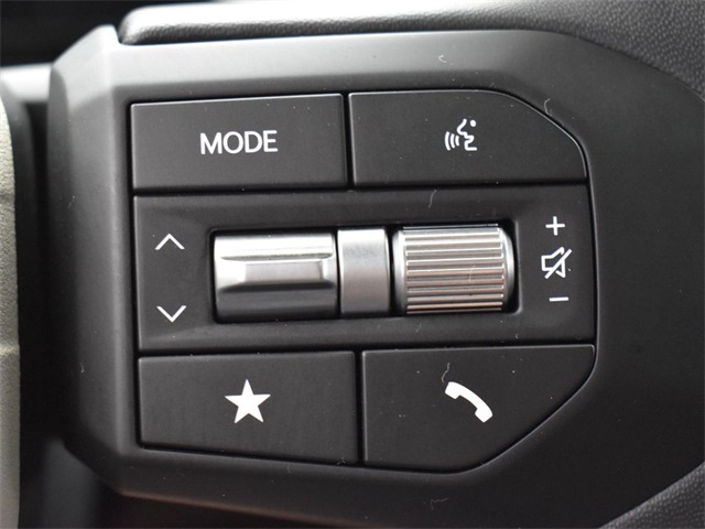 Vehicle image 43 of 50