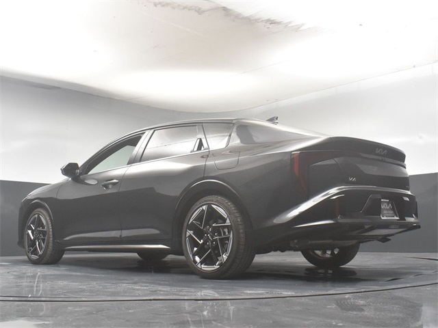 Vehicle image 22 of 50