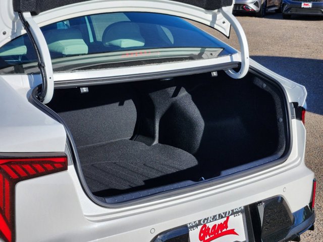 Vehicle image 7 of 23