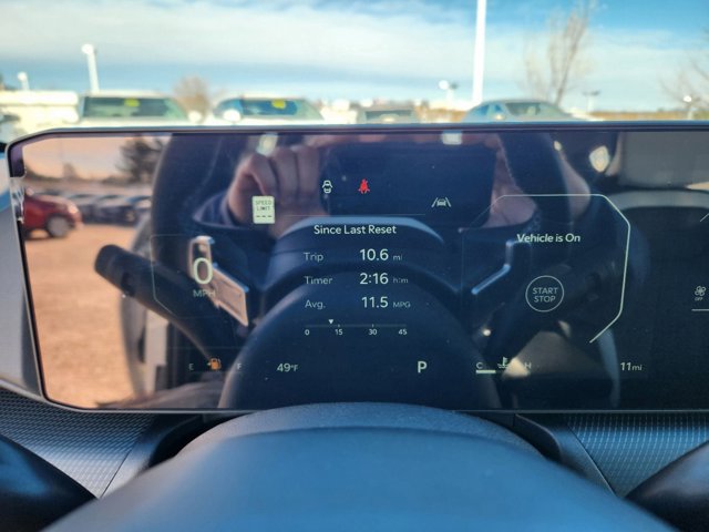 Vehicle image 18 of 23