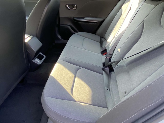 Vehicle image 10 of 26