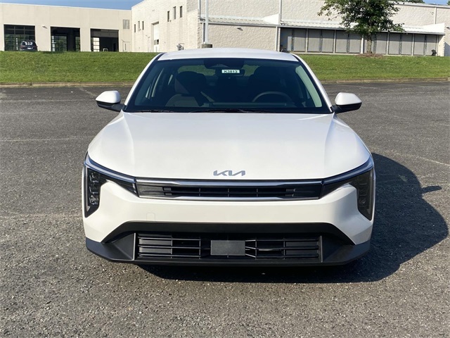Vehicle image 2 of 26