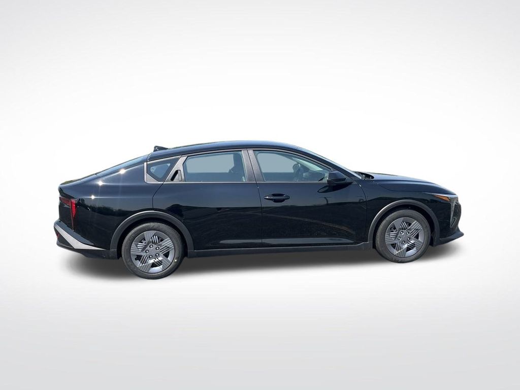 Vehicle image 4 of 33