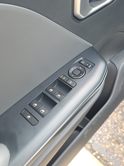 2025 Kia K4 LX Image 45 of 48