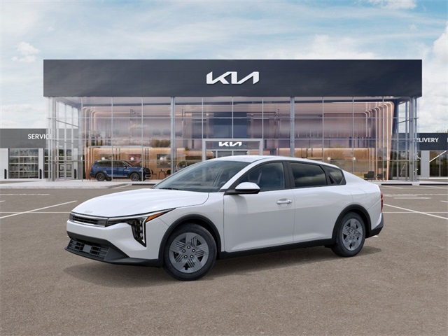 2025 Kia K4 LX Image 3 of 48