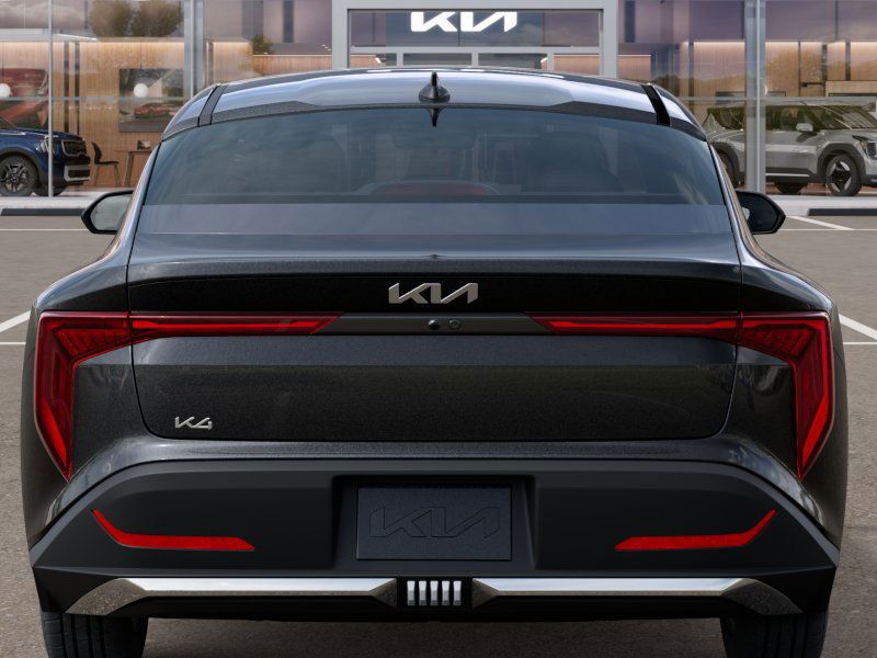 2025 Kia K4 LXS Image 8 of 27