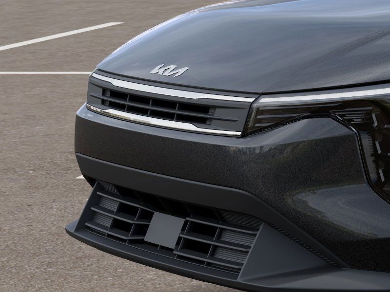 2025 Kia K4 LXS Image 25 of 27