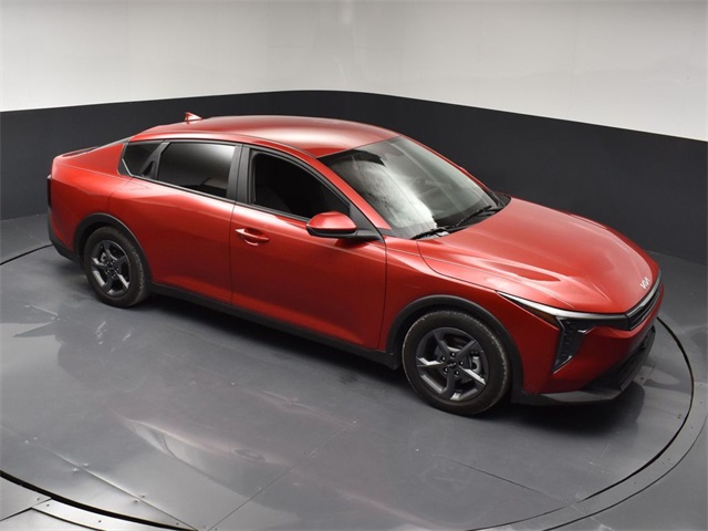 Vehicle image 10 of 47