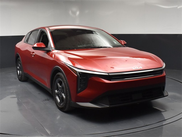 Vehicle image 7 of 47
