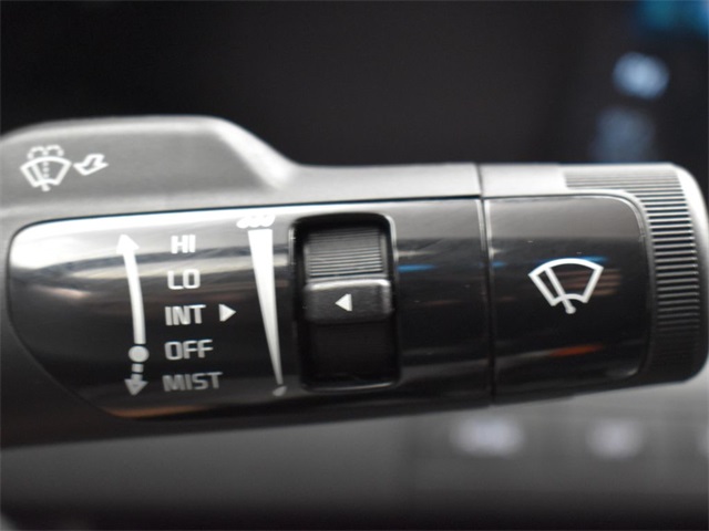 Vehicle image 44 of 47